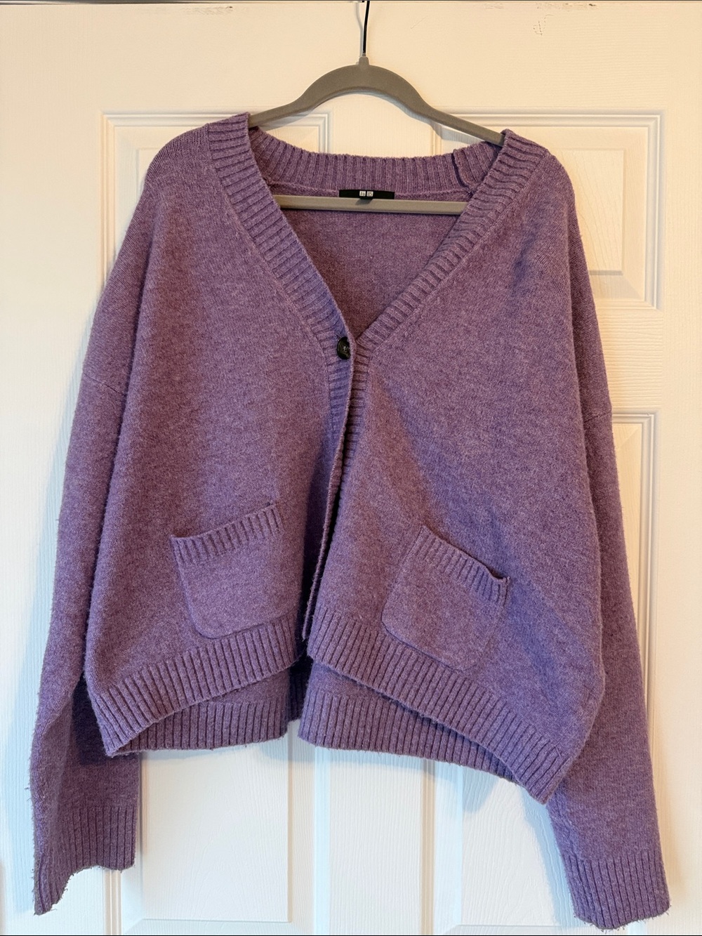 Uniqlo Souffle Yarn purple V-Neck Cardigan Sweater (size L)